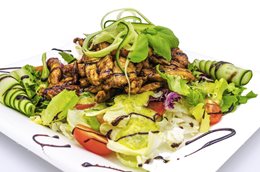 Sałatka z kurczakiem